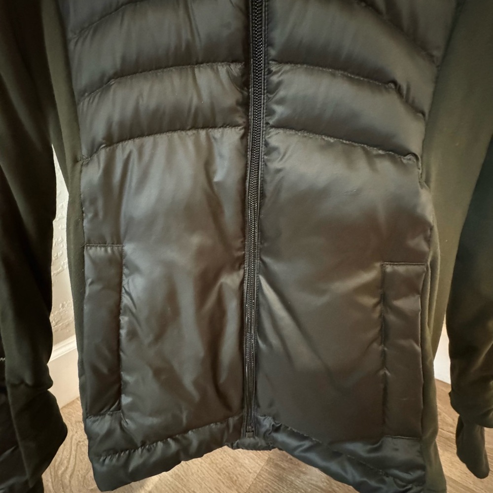 LULULEMON Down For A Run II JACKET NWT (not attached) - Picture 6 of 10